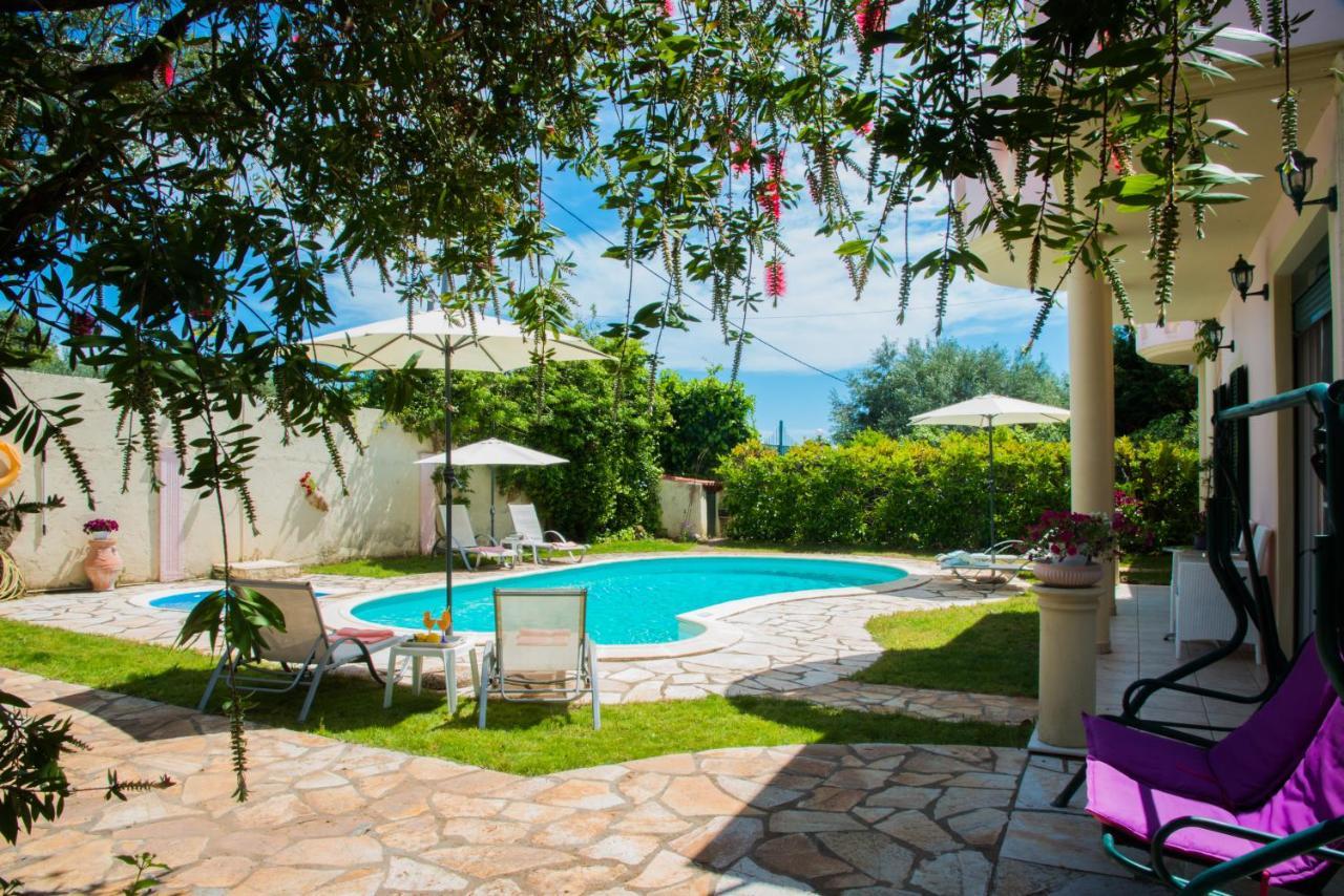 Villa Zaira Halikounas Екстериор снимка